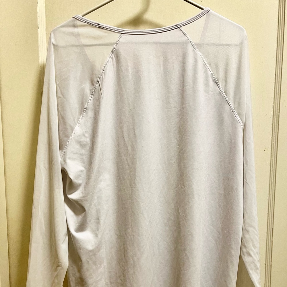 BNWT Fabletics Helena Long Sleeved 3XL top - Picture 2 of 6